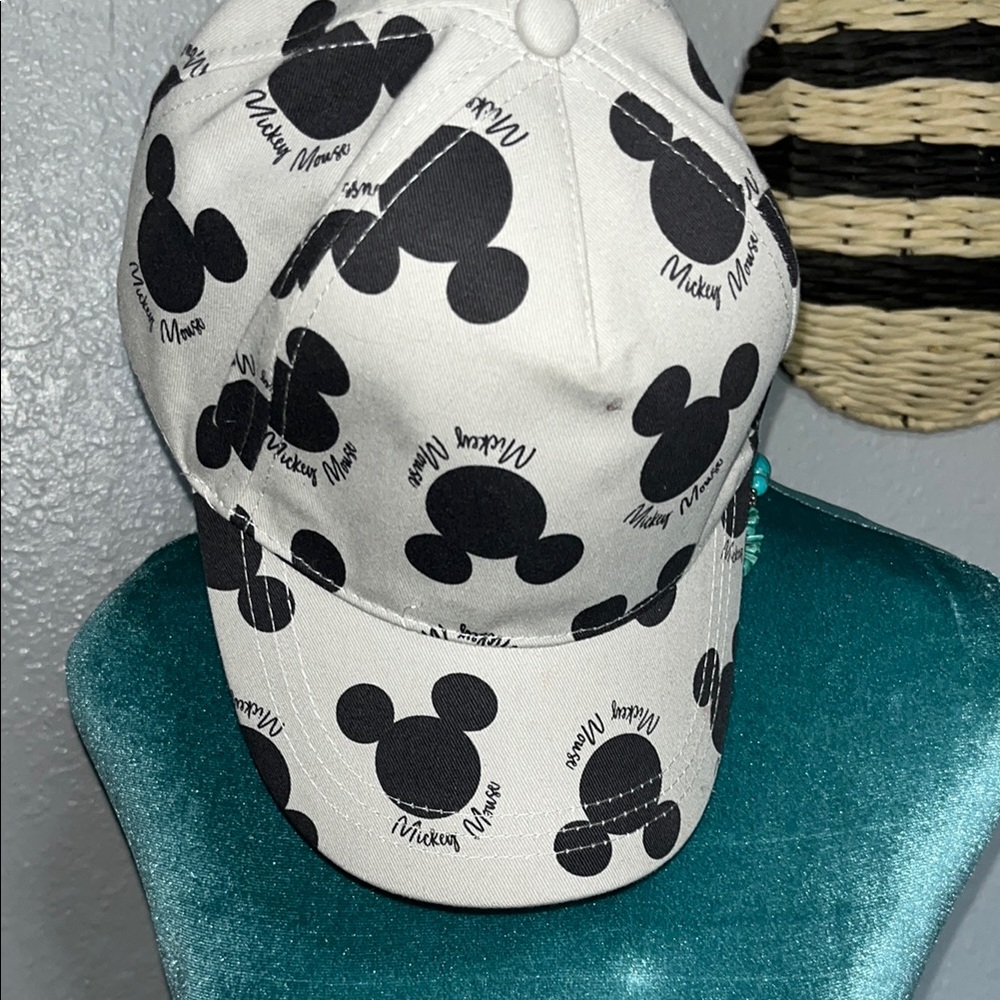 Nwt Mickey Mouse Print Cap